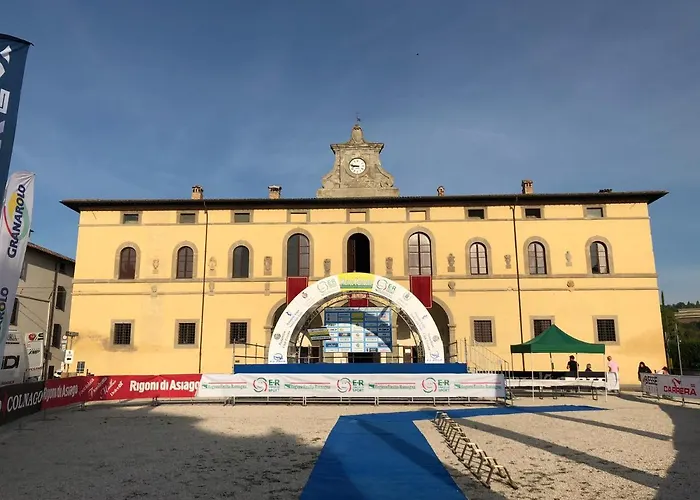 Del Cinquecento Nocleg ze śniadaniem *